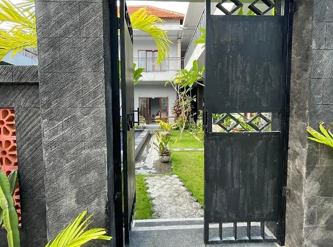 Yana Guest House 2 Canggu * Canggu